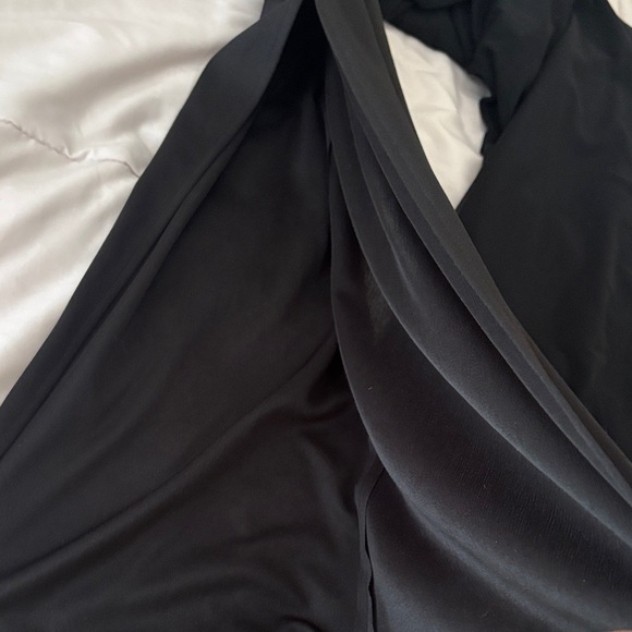 Tadashi Shoji Neiman Marcus Black Straight Leg Pants - Picture 2 of 6